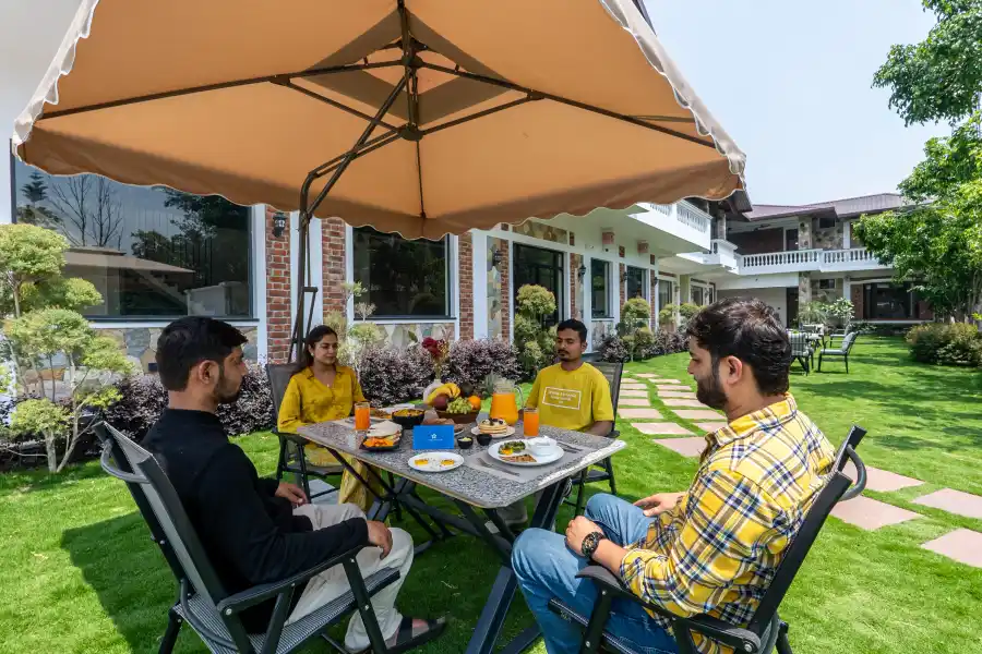 SaffronStays The Tikrola, Dehradun