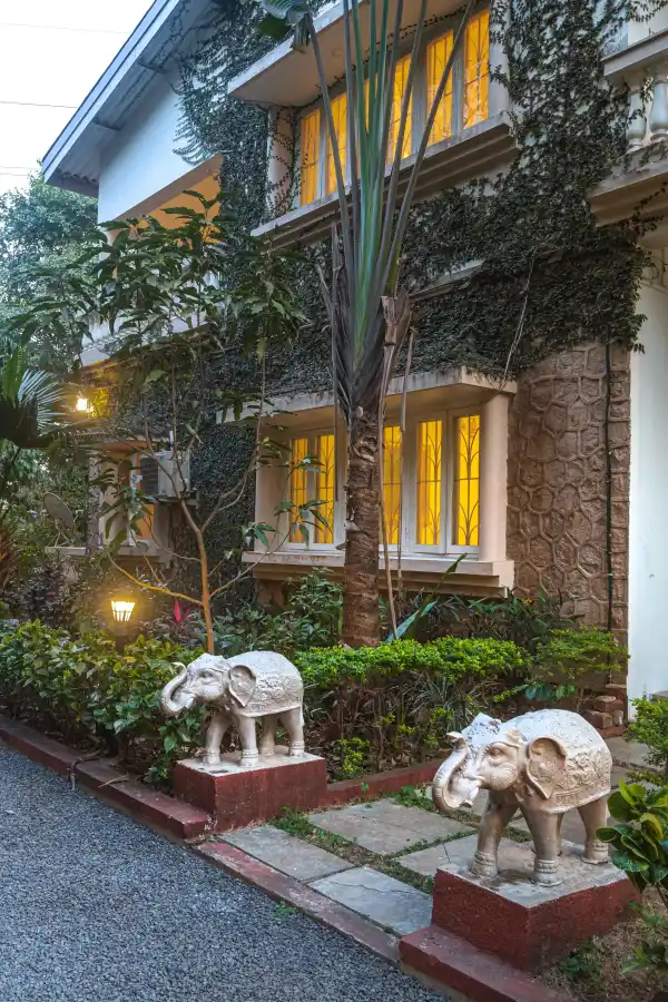 SaffronStays The Windsor, Lonavala