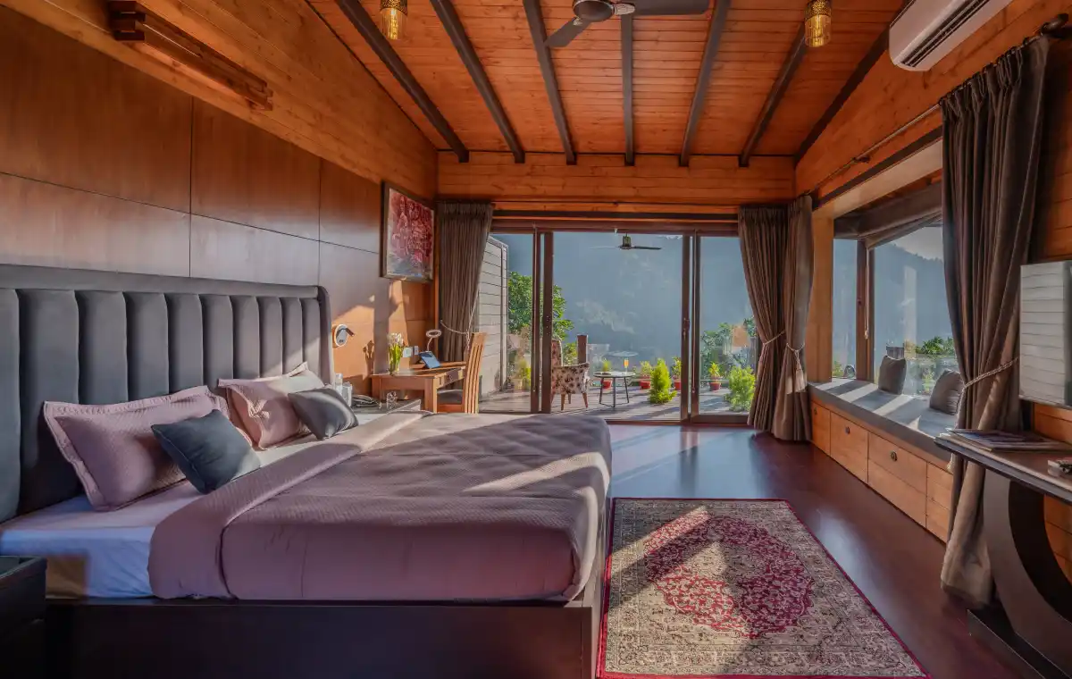 SaffronStays Timber Aqua, Dehradun