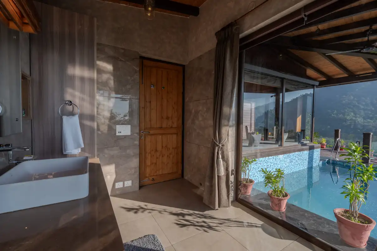 SaffronStays Timber Aqua, Dehradun
