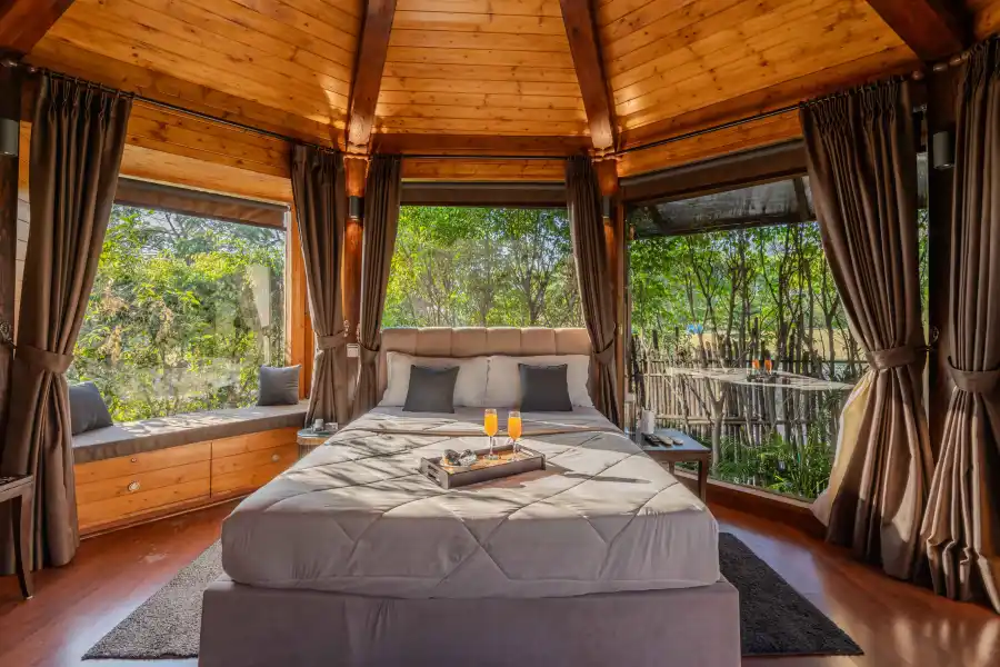 SaffronStays Timber Quest, Dehradun
