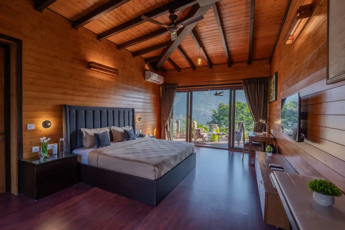 SaffronStays Timber Quest, Dehradun
