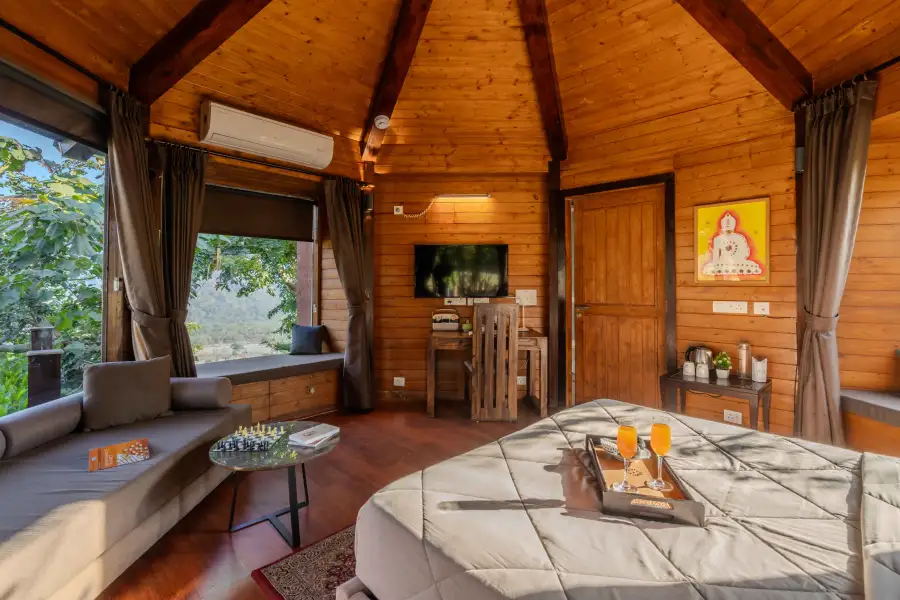 SaffronStays Timber Quest, Dehradun