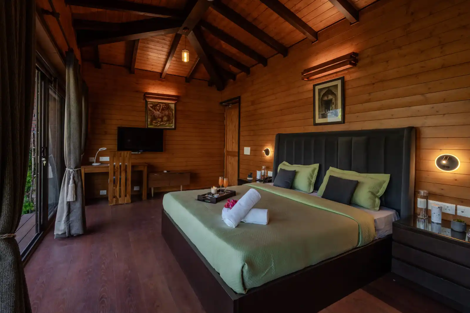 SaffronStays Timber Quest, Dehradun