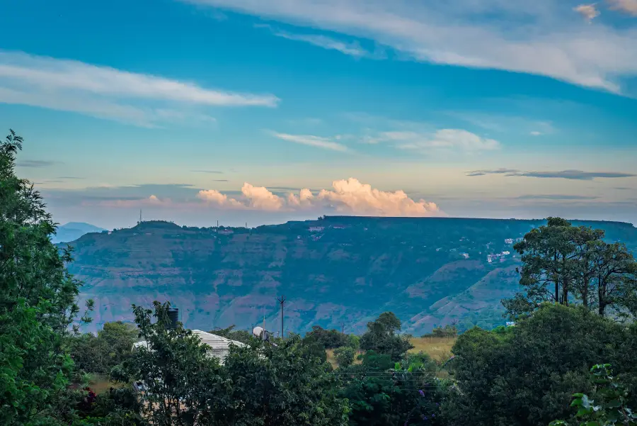 SaffronStays Tudor Rose, Panchgani