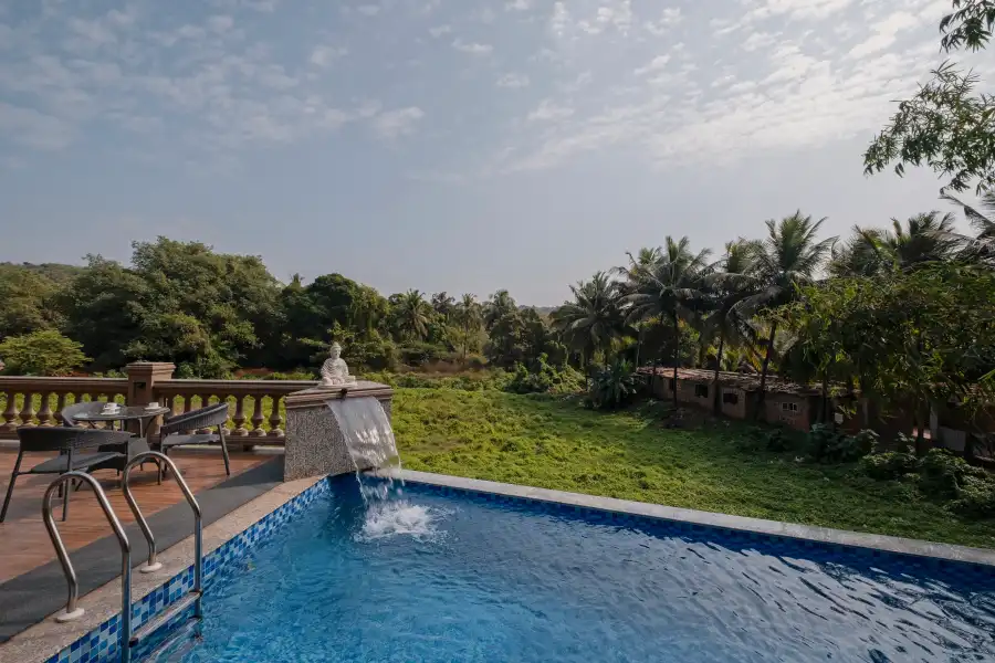 SaffronStays Tudor San, Candolim