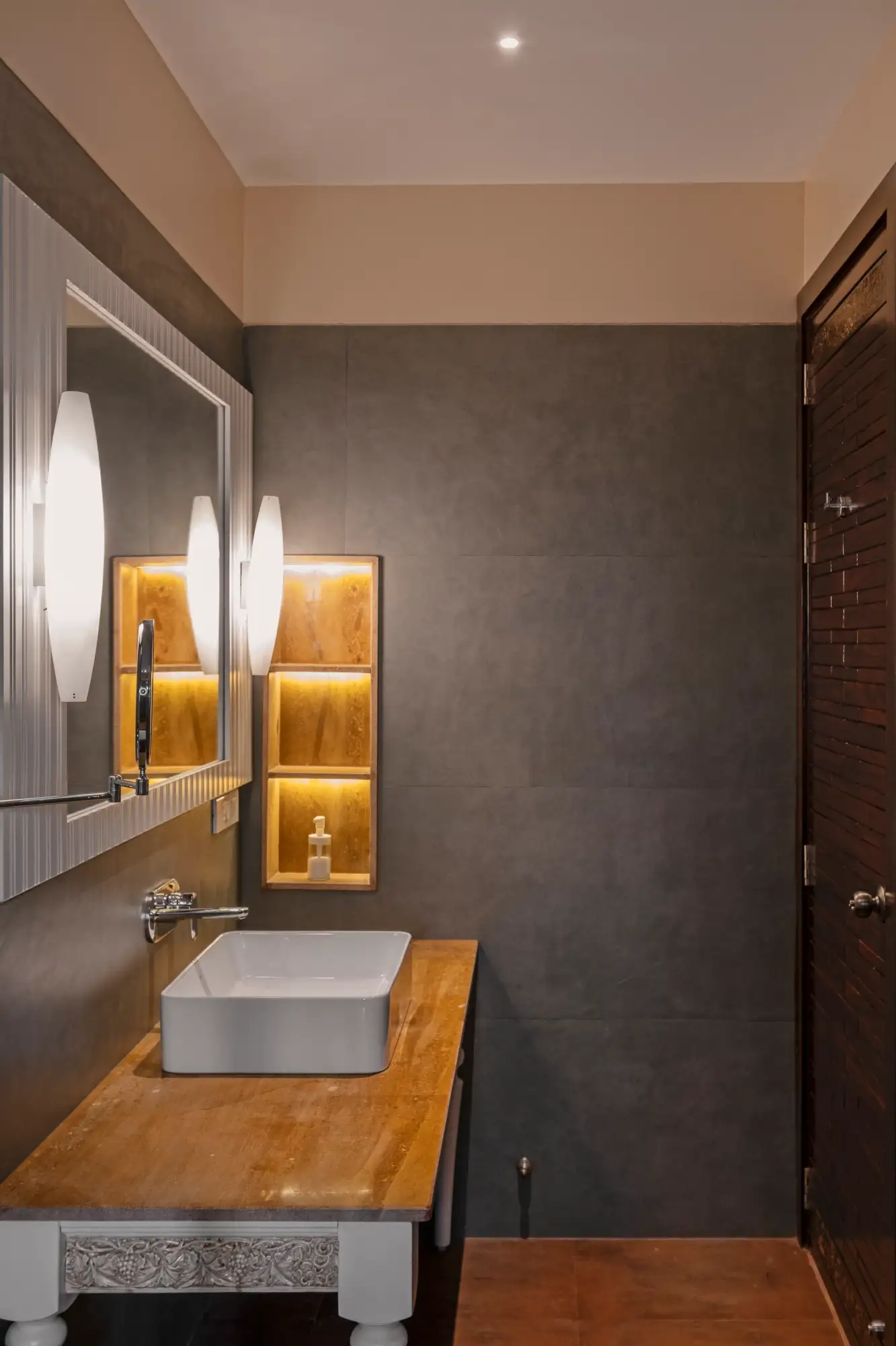 SaffronStays Tudor San, Candolim