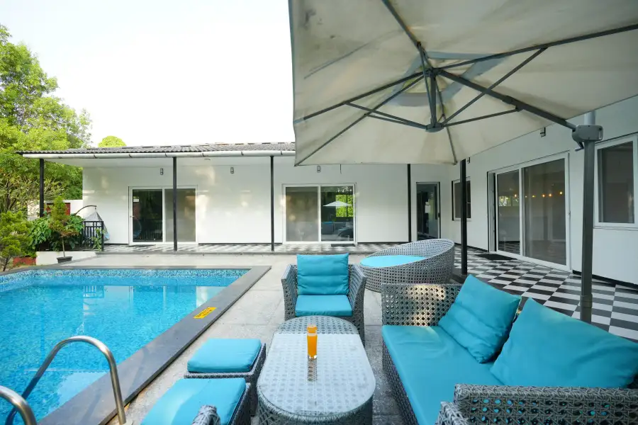 SaffronStays Turquoise Maison, Karjat