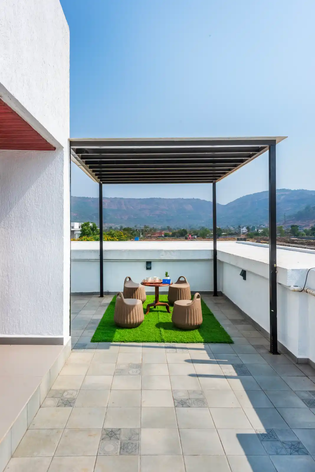 SaffronStays Twin, Lonavala