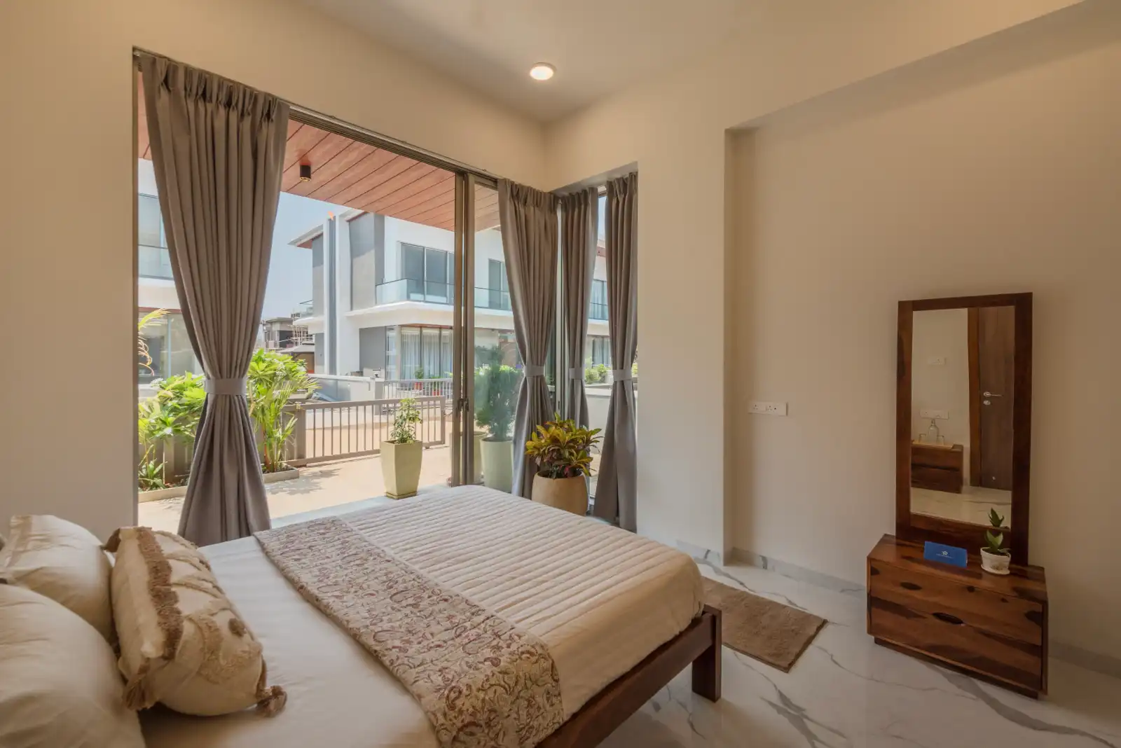 SaffronStays Twin, Lonavala