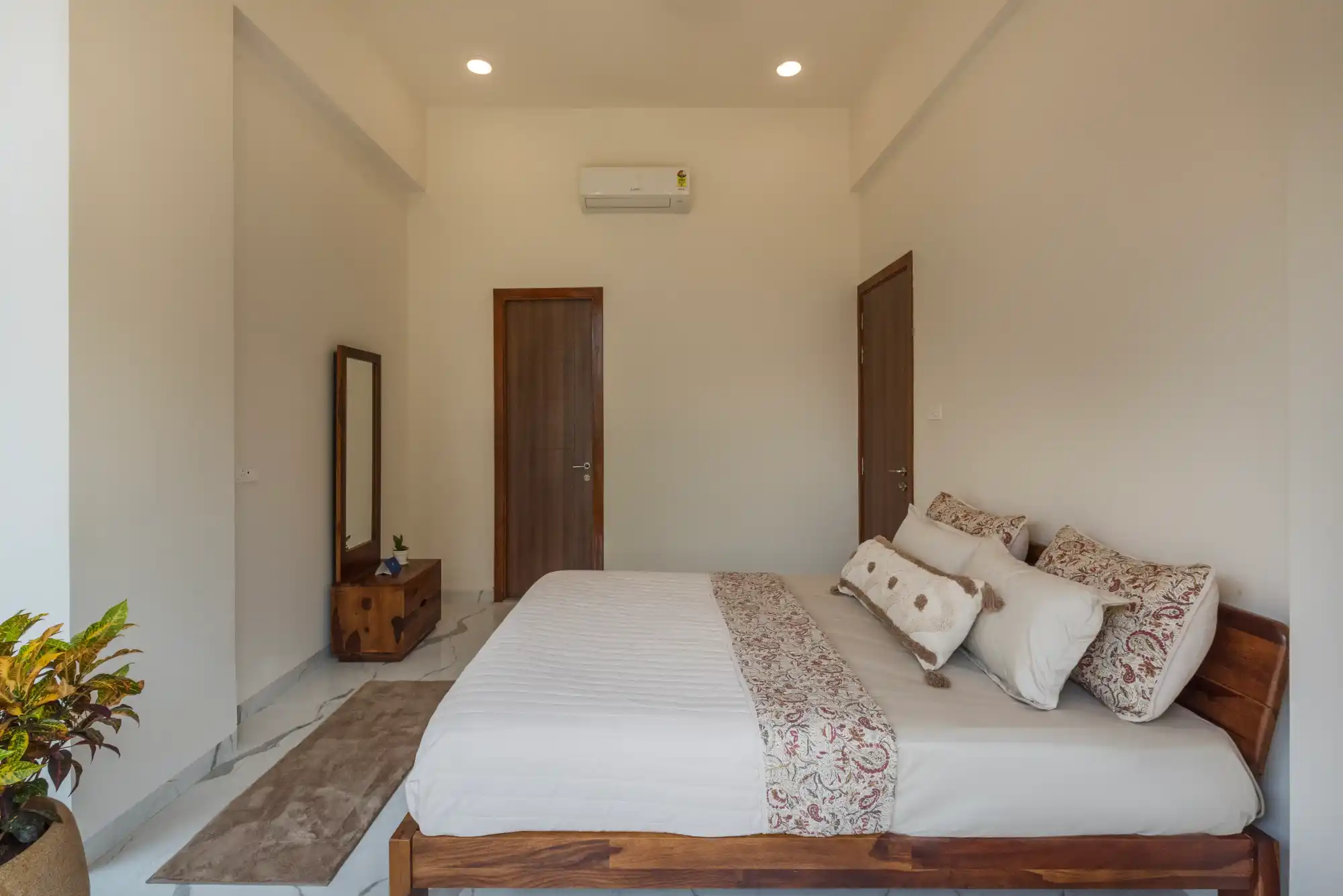 SaffronStays Twin, Lonavala