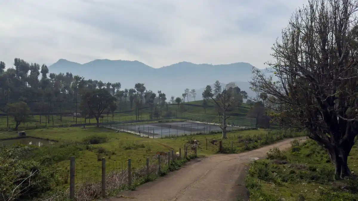 SaffronStays Valleyfall, Kotagiri