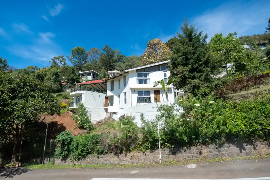 SaffronStays Valleyfall, Kotagiri
