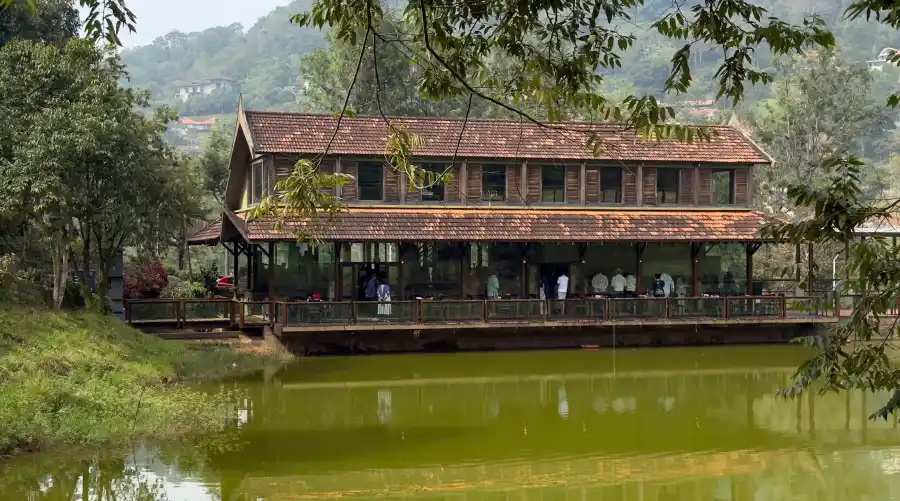 SaffronStays Valleyfall, Kotagiri