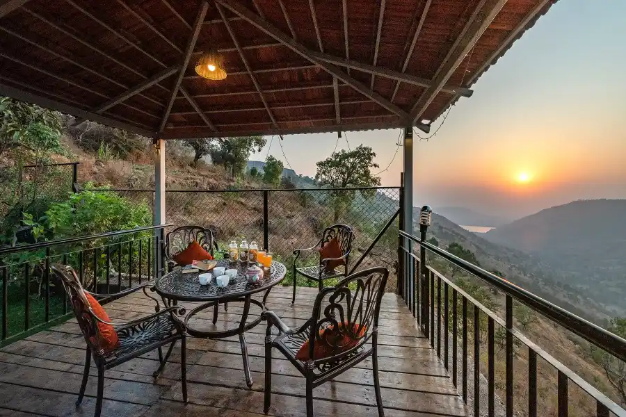 SaffronStays Verandah, Panchgani