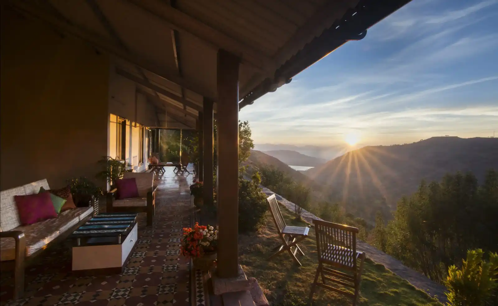 SaffronStays Verandah, Panchgani
