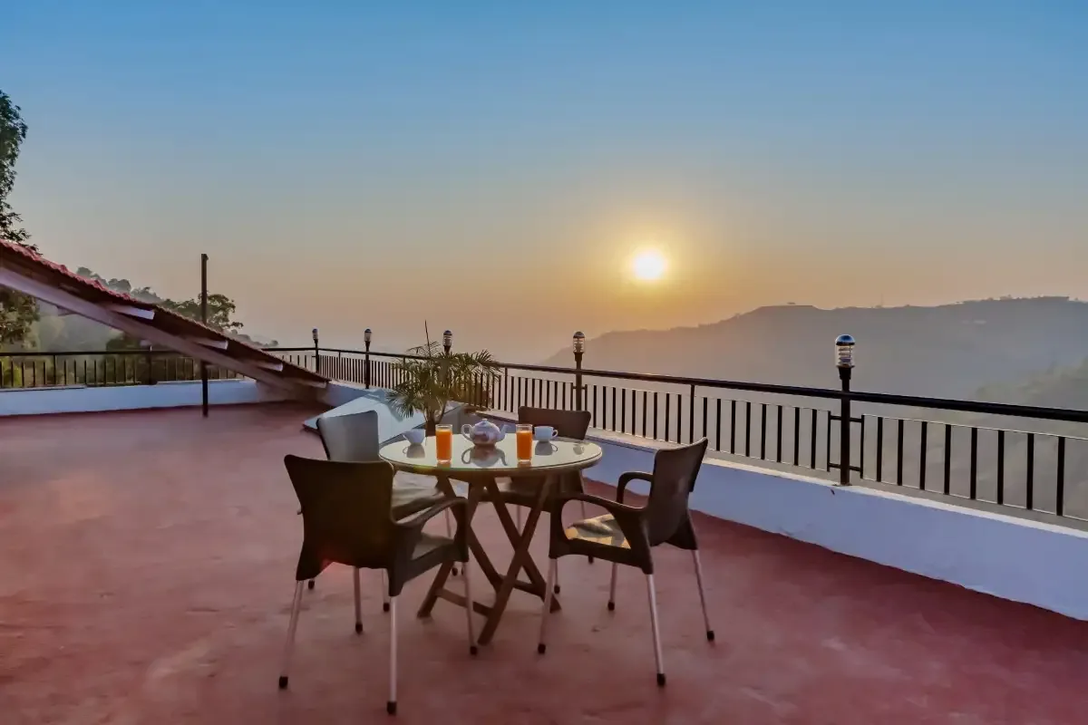 SaffronStays Verandah, Panchgani