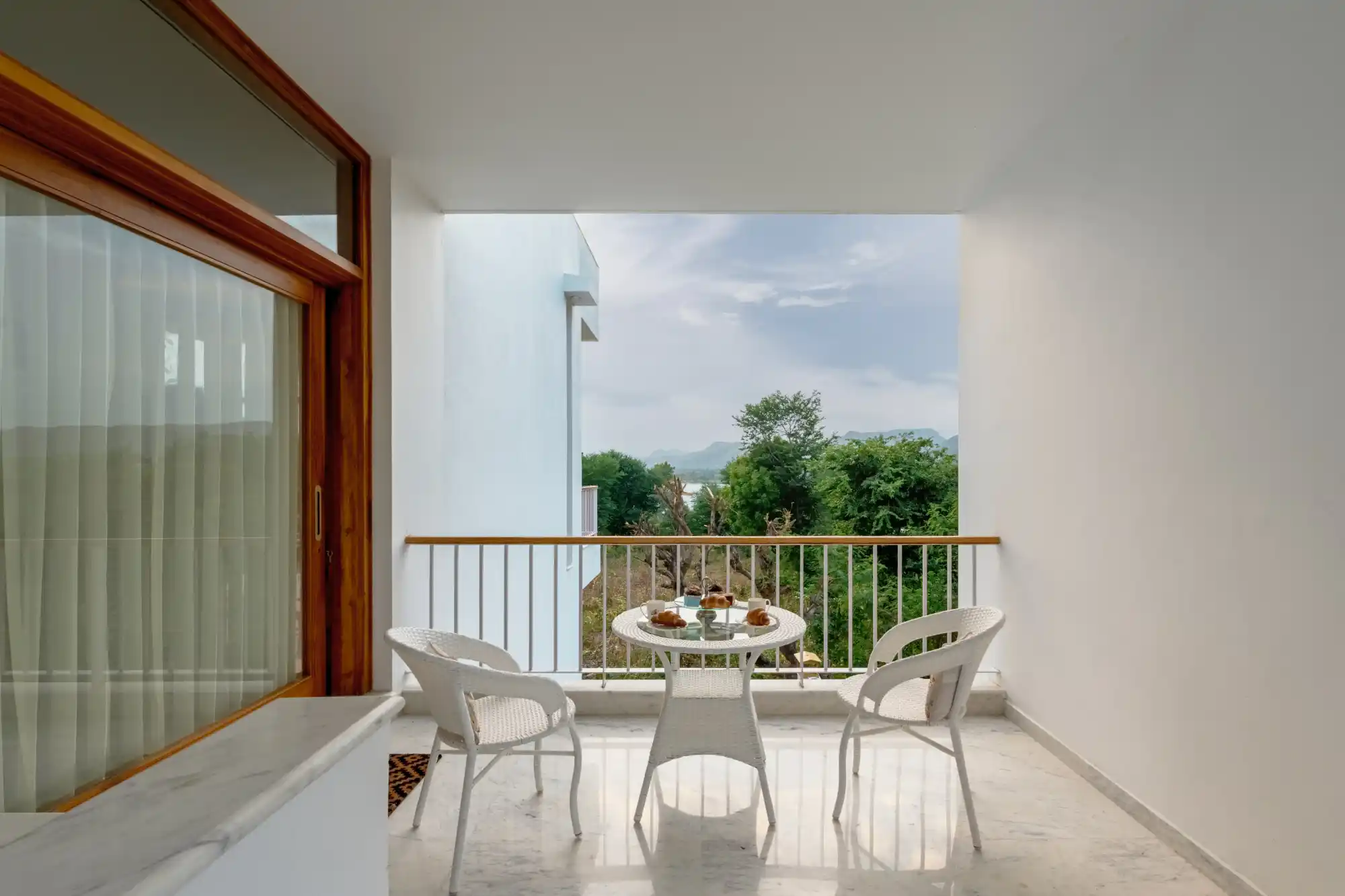 SaffronStays Villa Bougain, Udaipur