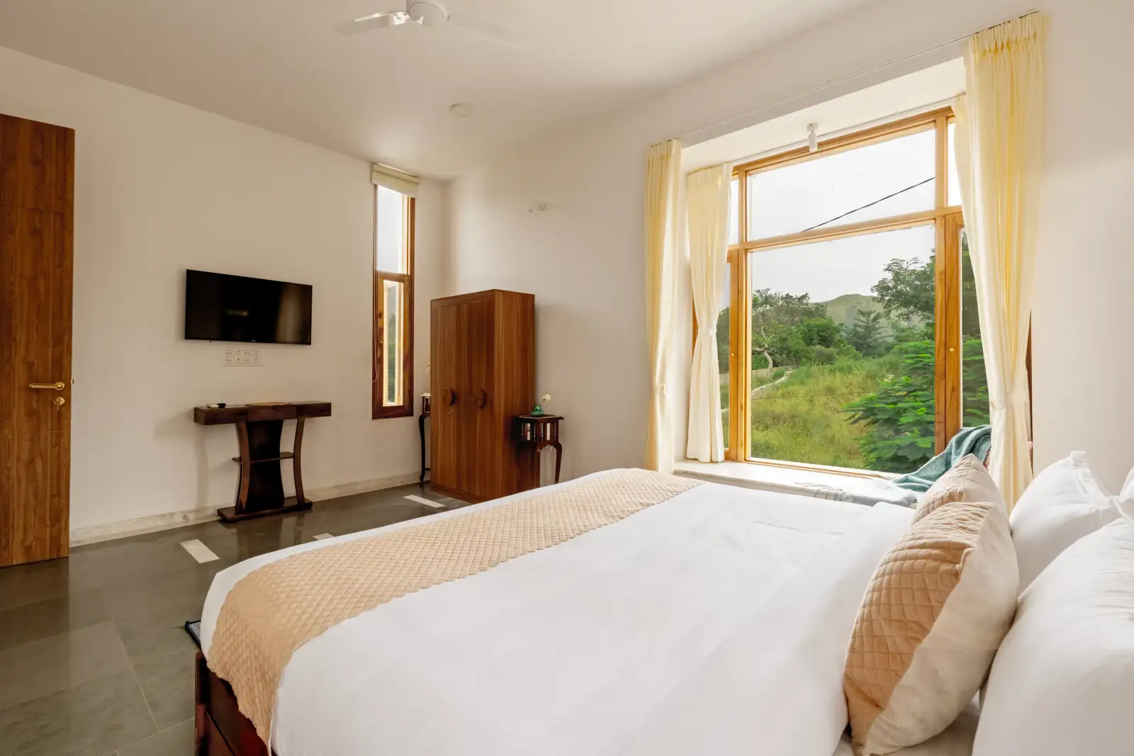 SaffronStays Villa Bougain, Udaipur