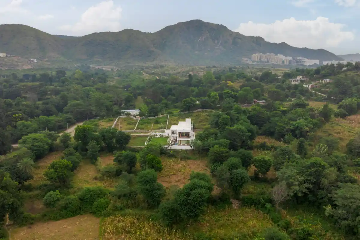 SaffronStays Villa Bougain, Udaipur