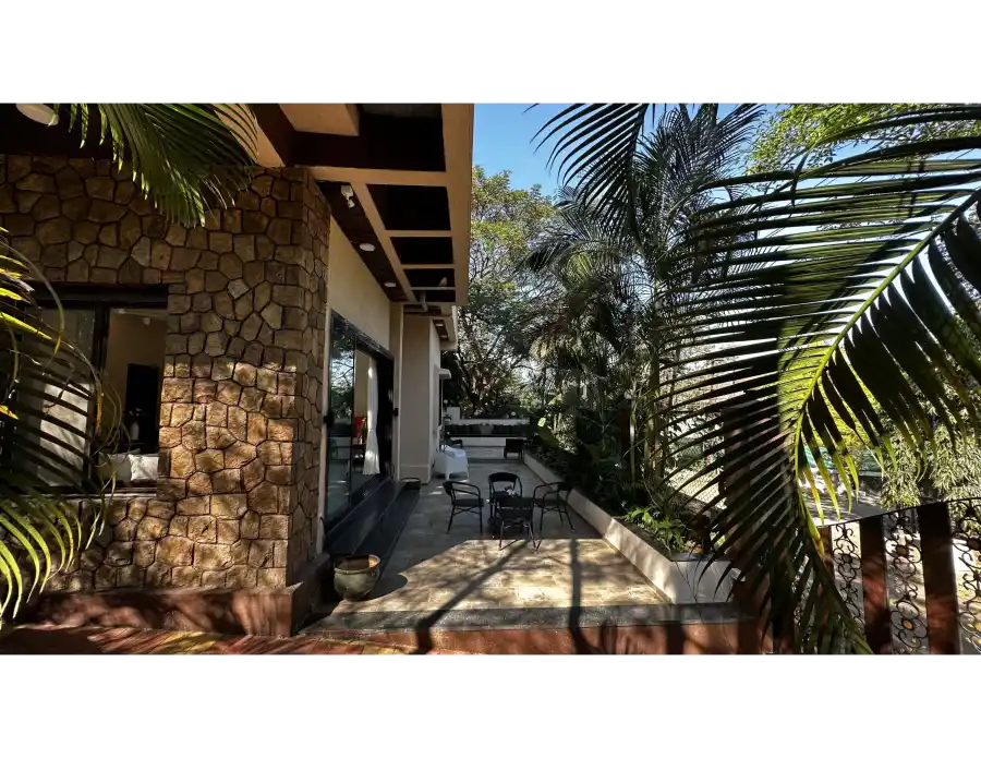 SaffronStays Windermere, Lonavala