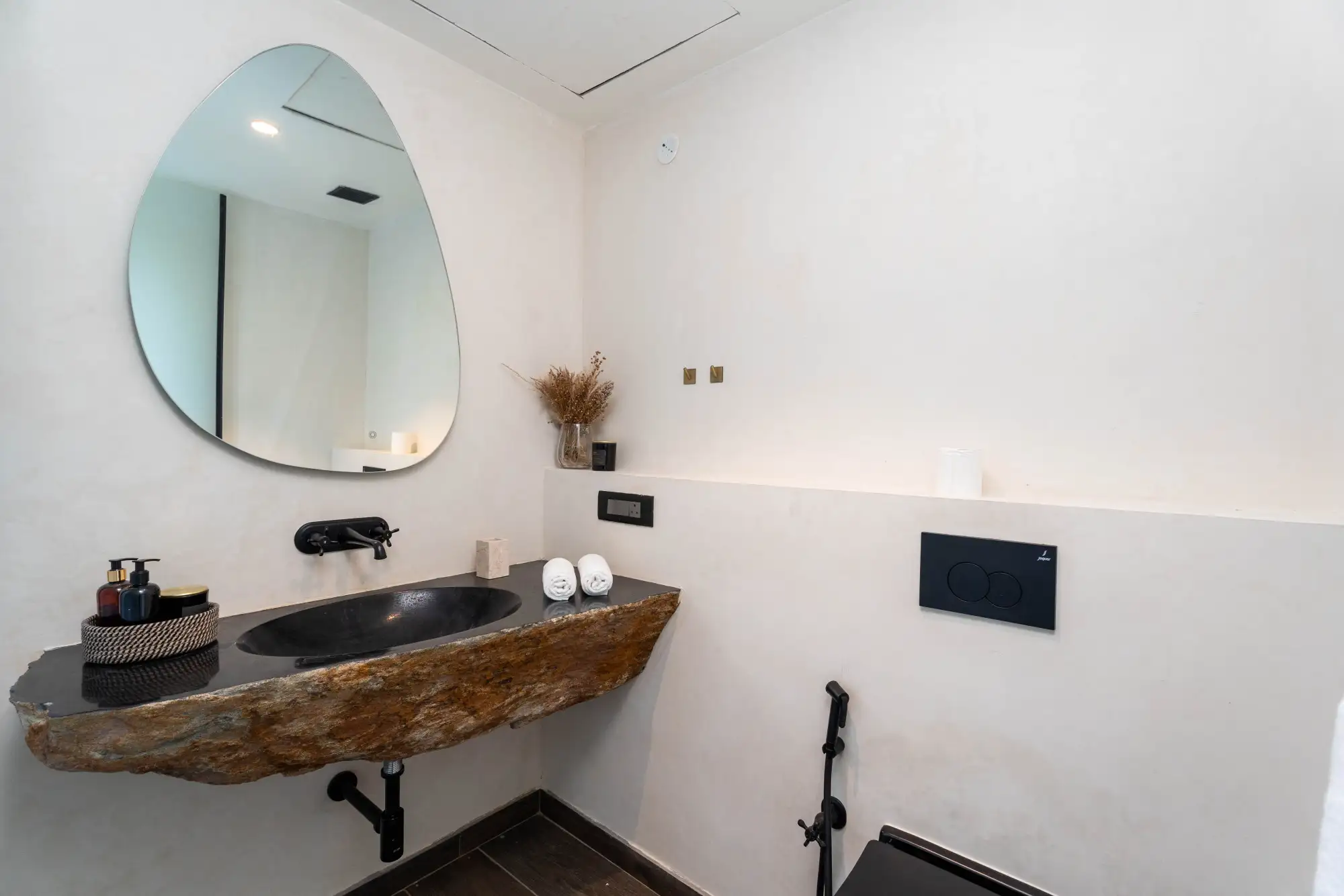 SaffronStays Yutori, ECR, Chennai