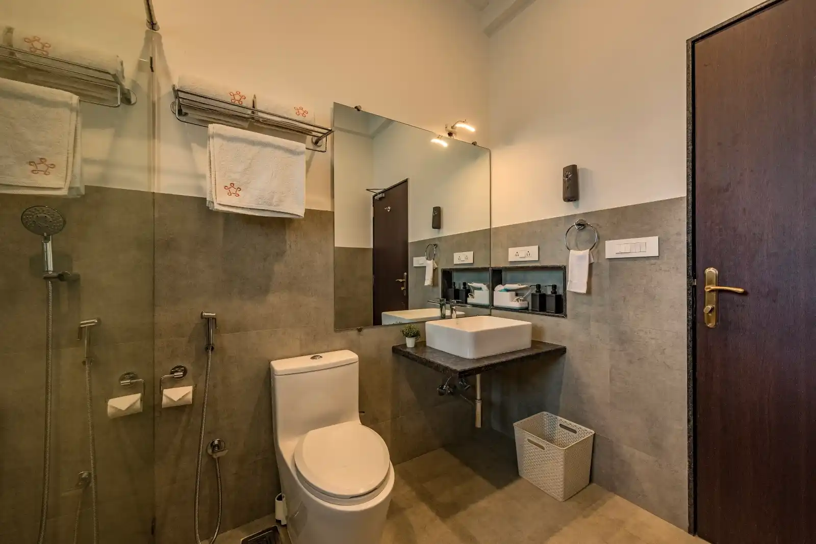 SaffronStays Zuma Villa, Pawna