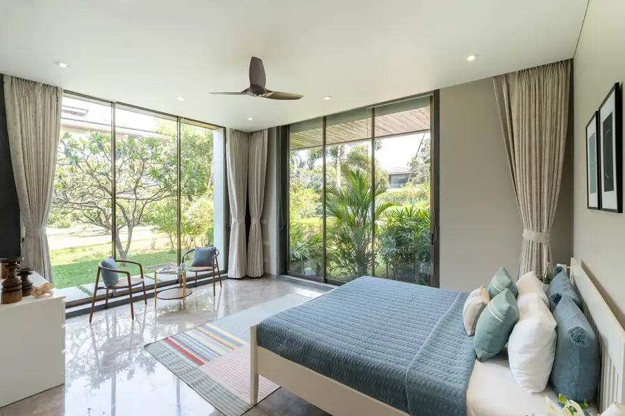 Sapphire Shores Beachfront Villa, Alibaug