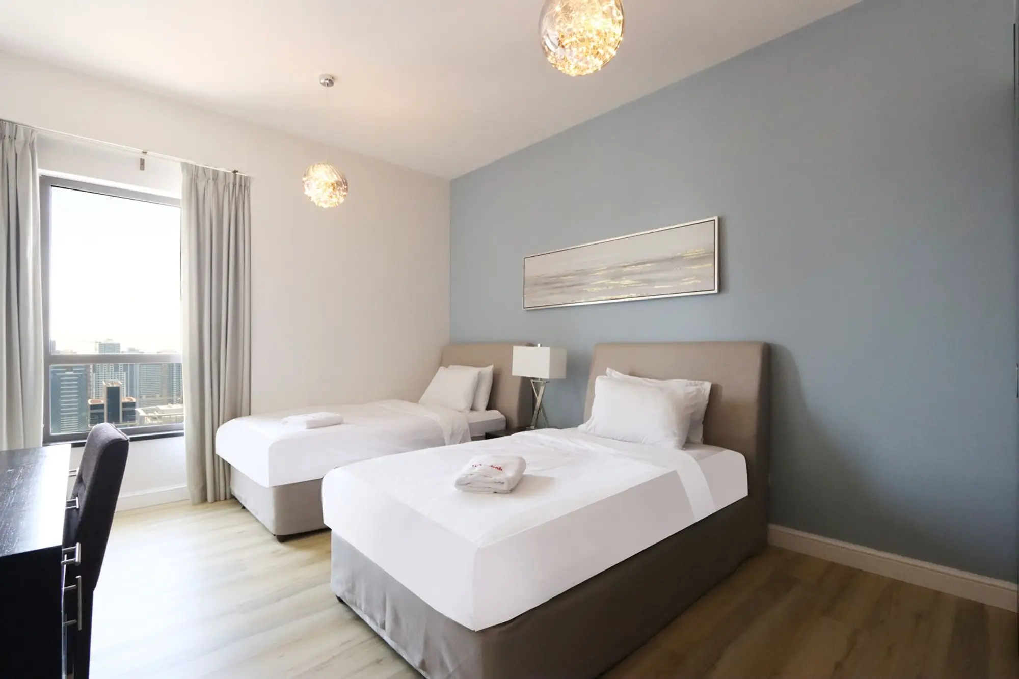 Scenic 2BHK with Amazing Marina Views, Dubai