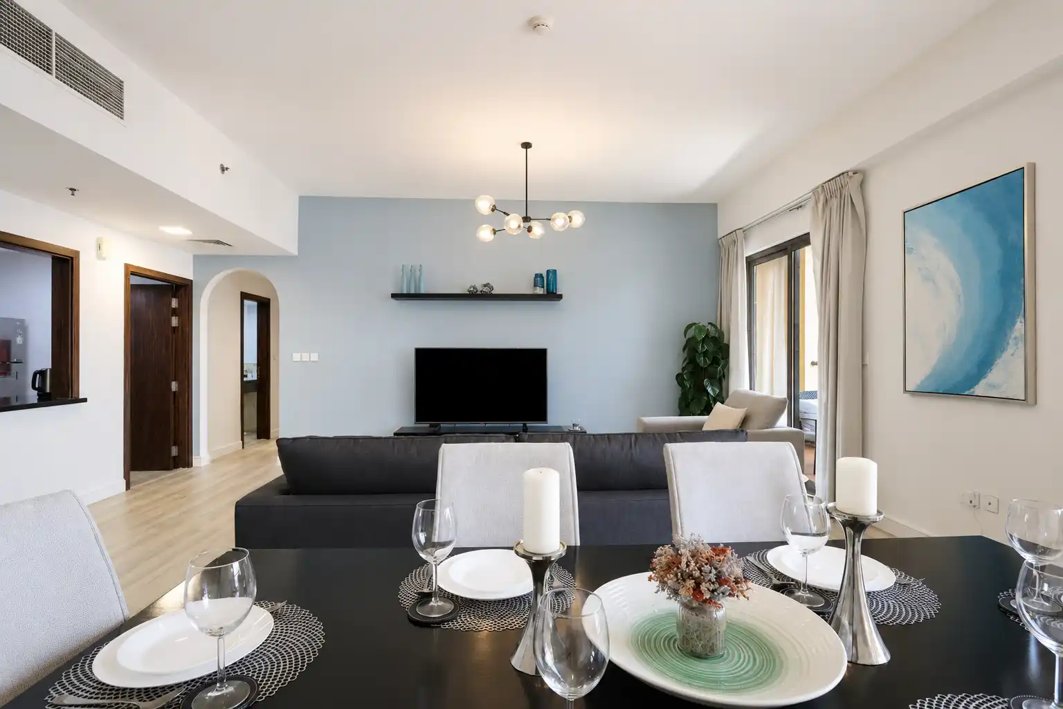 Scenic 2BHK with Amazing Marina Views, Dubai