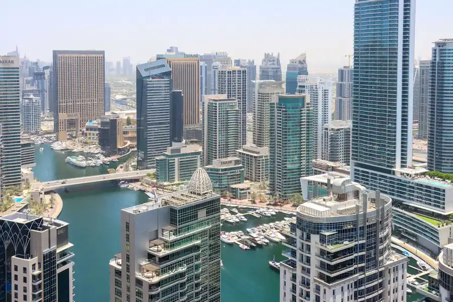 Scenic 2BHK with Amazing Marina Views, Dubai