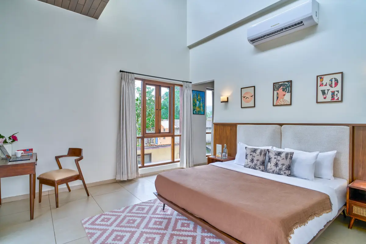 Sea Breeze, Alibaug