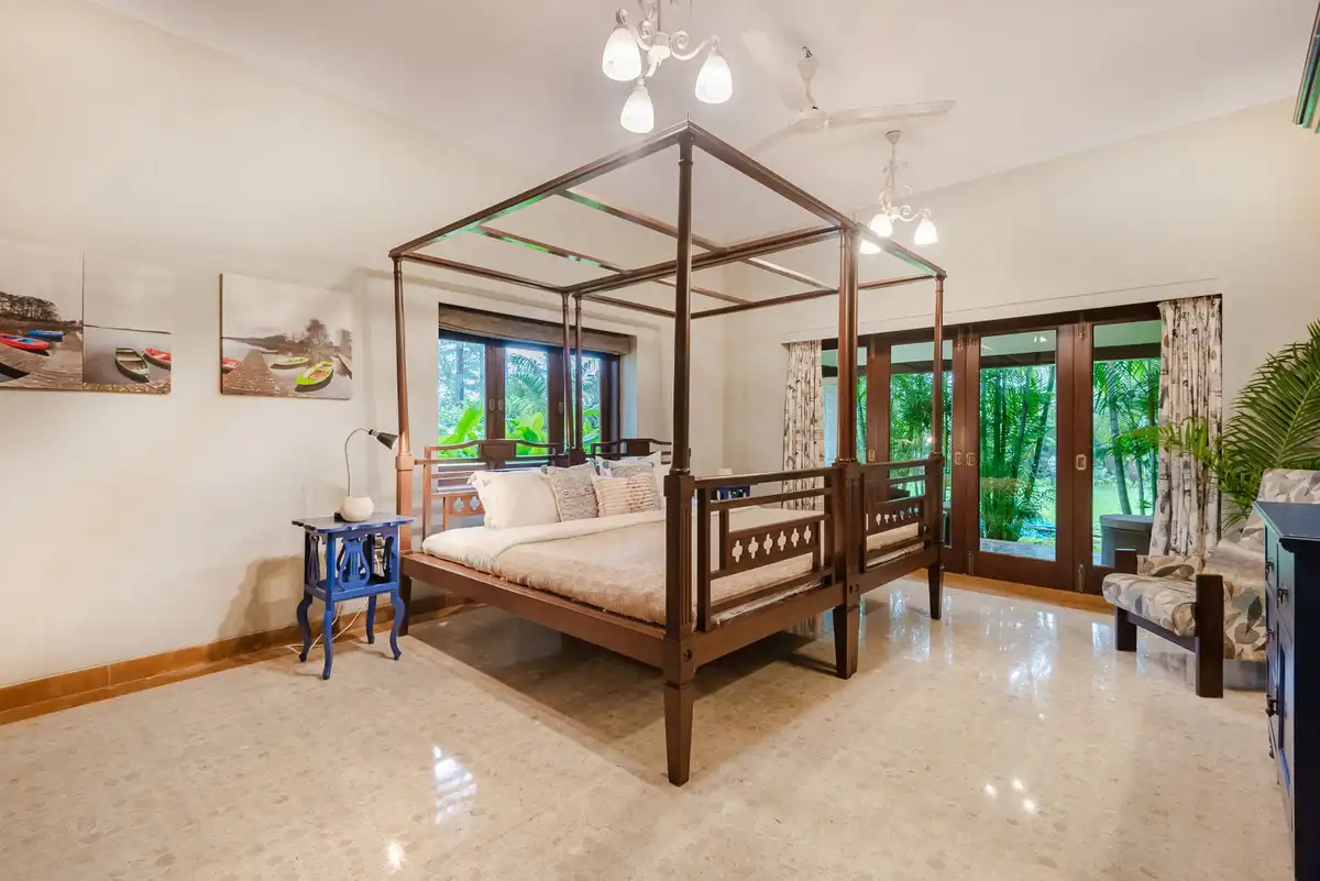 Sea Breeze, Alibaug