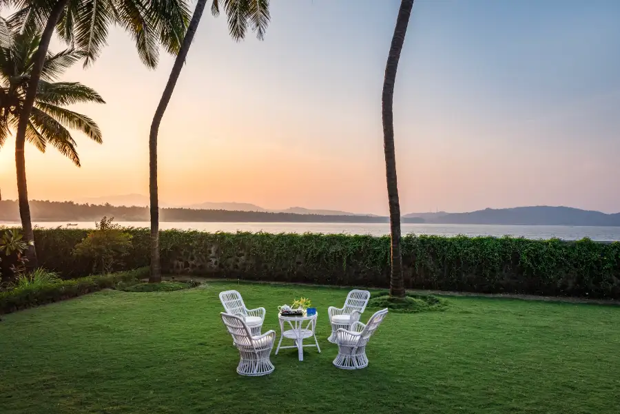 Sea Sparkle, Nandgaon