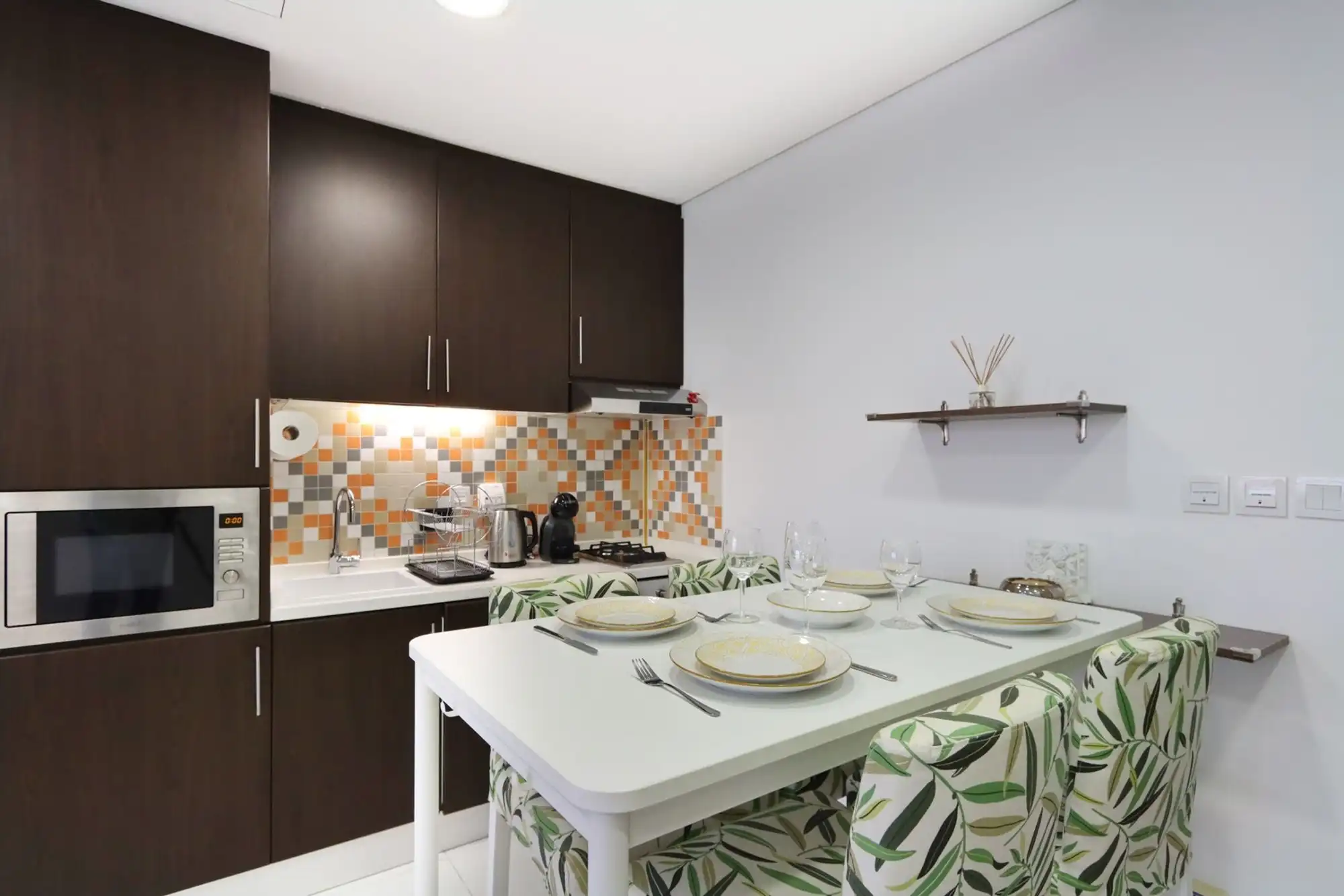 Seaside Studio in Palm Jumeirah, Beach Access, Dubai