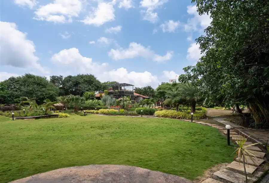 Secret Canopy by the Lake, Nashik