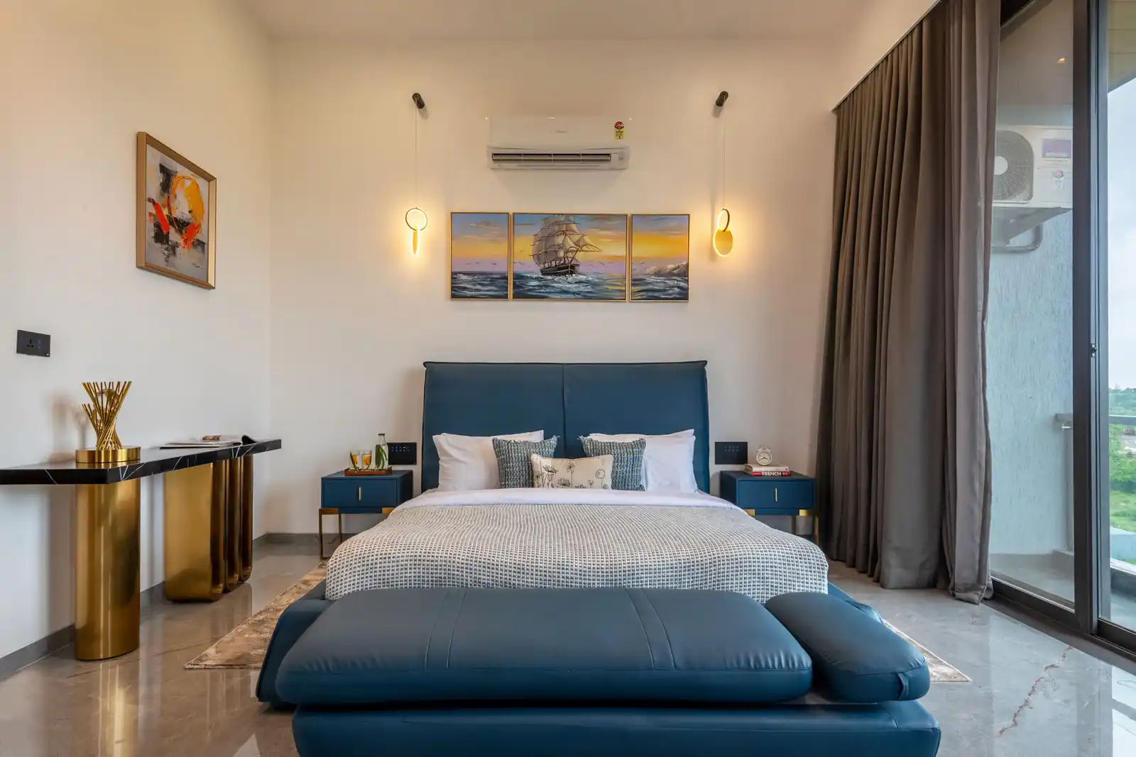 Seraphine, Lonavala