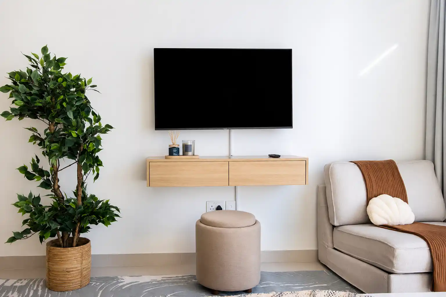 Serene 1BR, Dubai