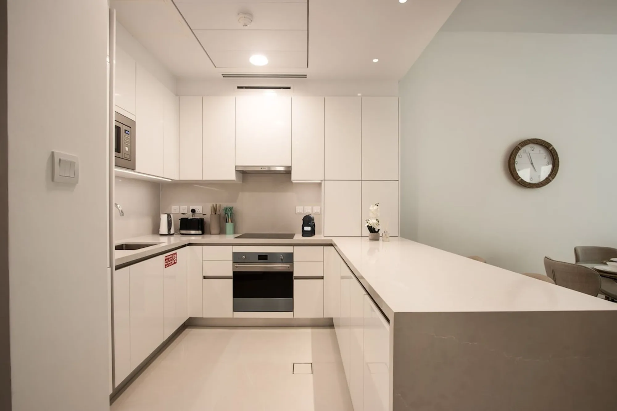 Serene 1BR, Dubai