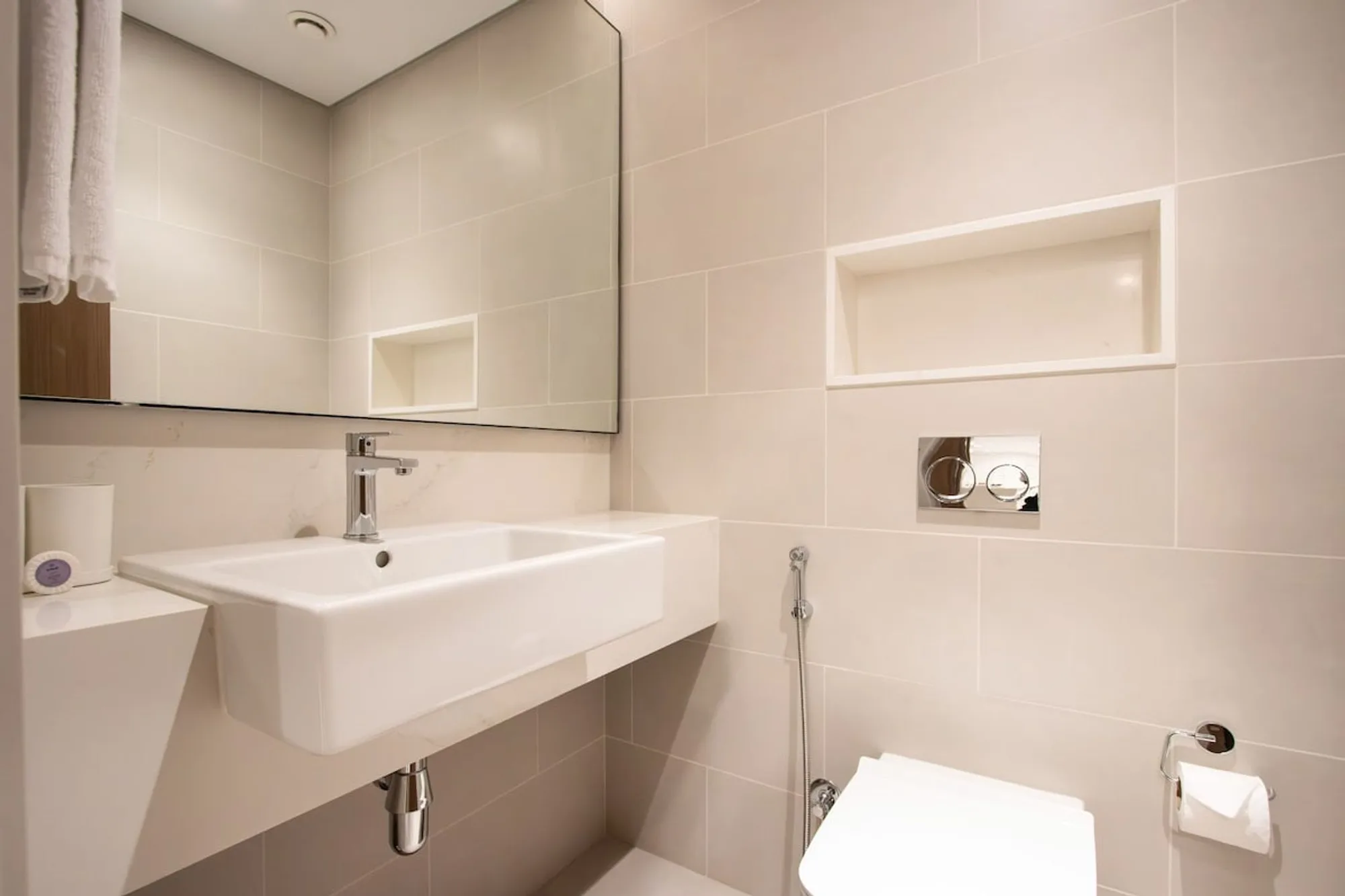 Serene 1BR, Dubai