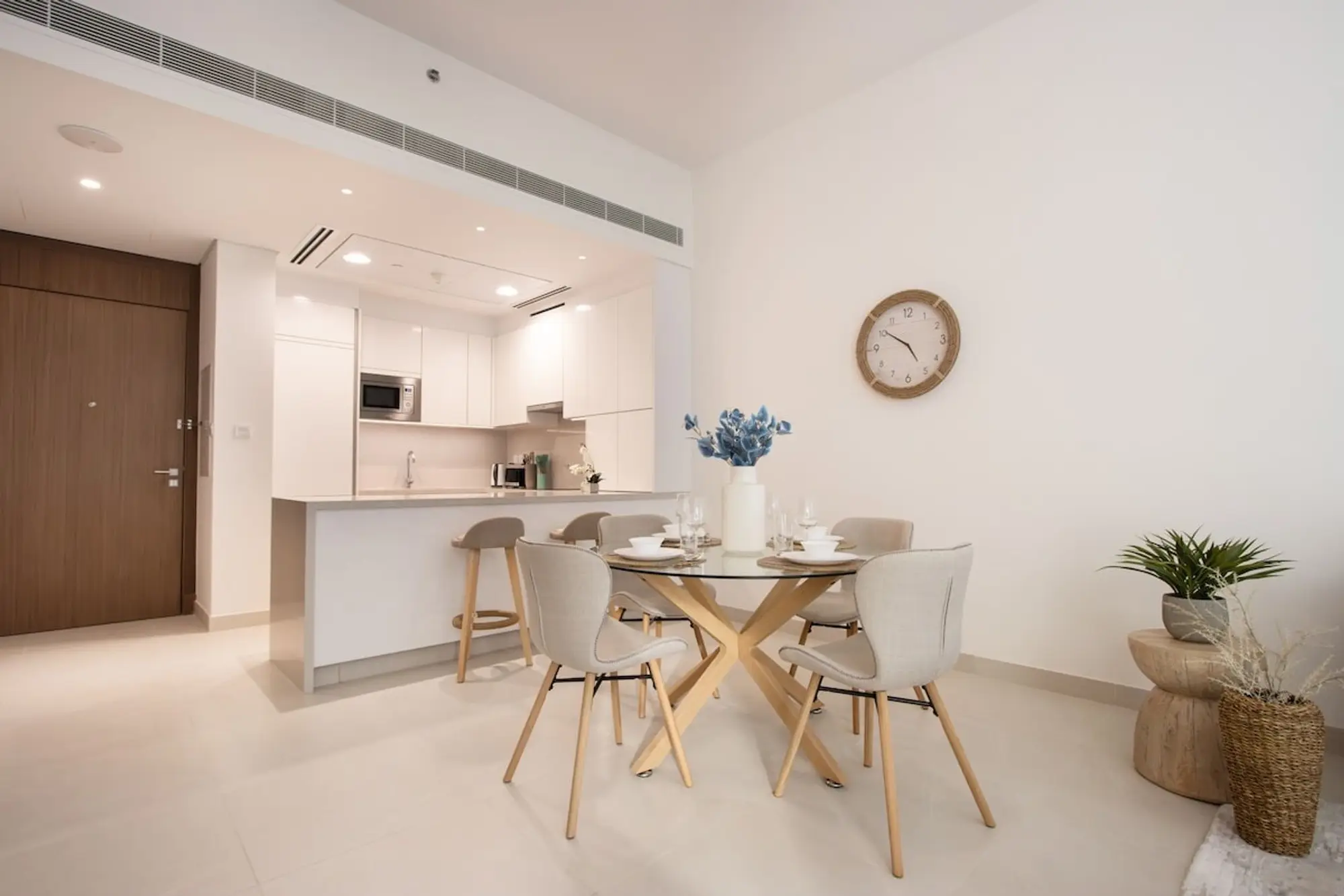 Serene 1BR, Dubai