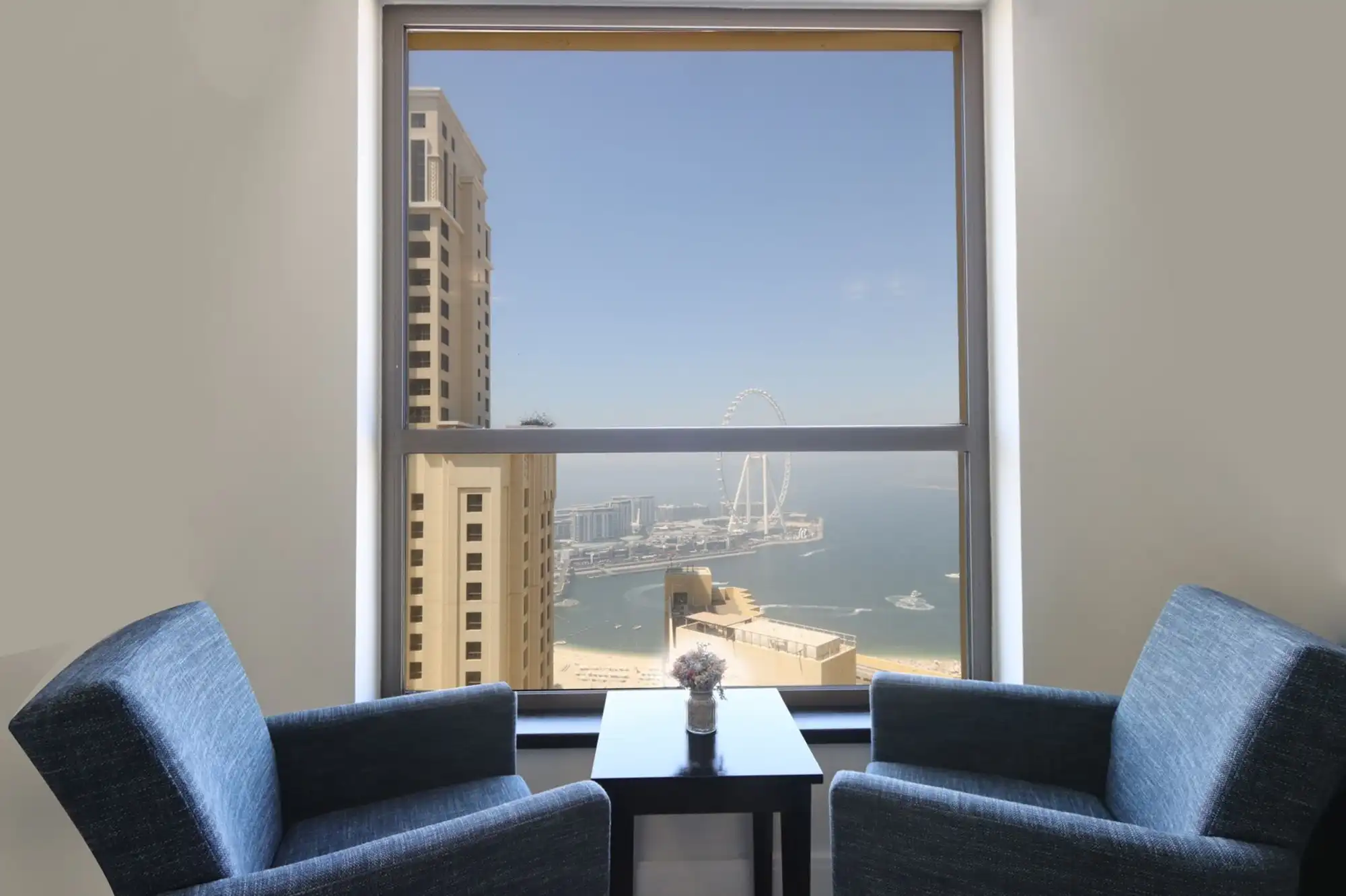 Serene 2B Marina & Sea View, Dubai
