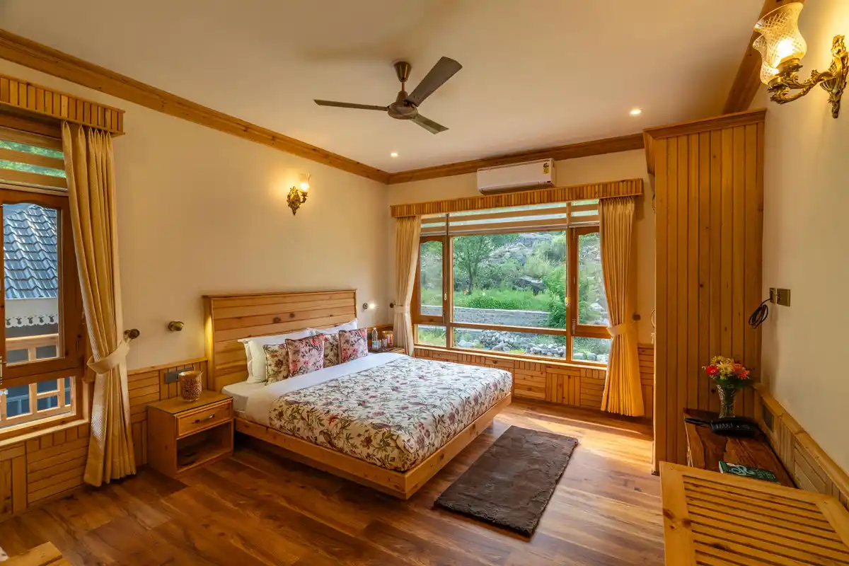 Serene @ Amritalaya - Raison, Manali