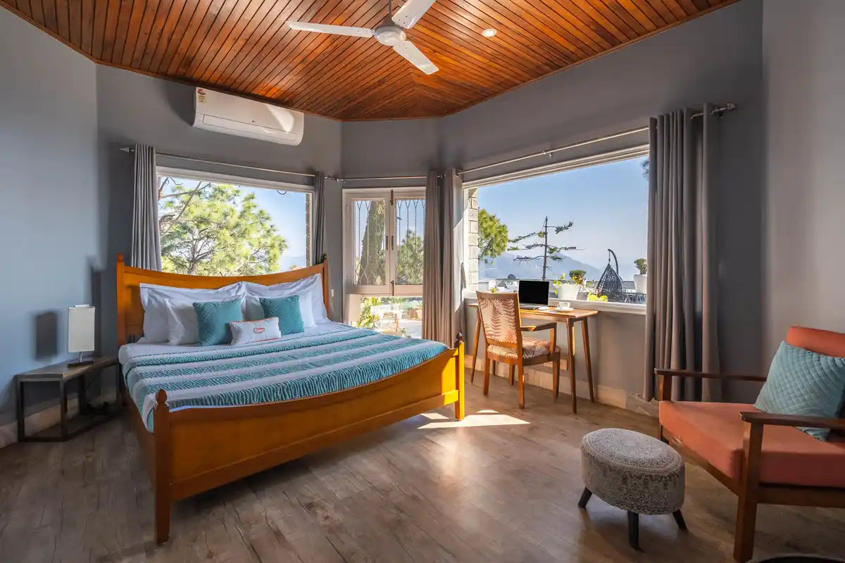 Serene Cottage w/ Outdoor Bonfire, Kasauli