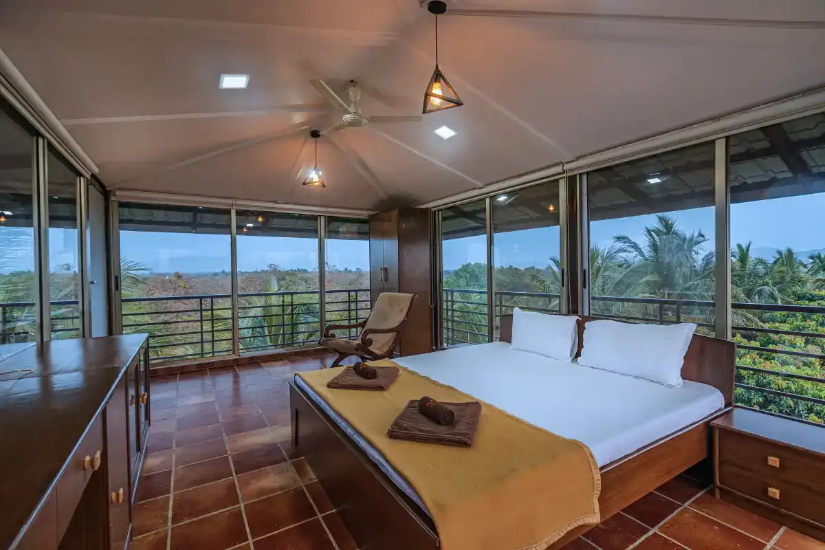 Serene Retreat (Glass Room), Alibaug