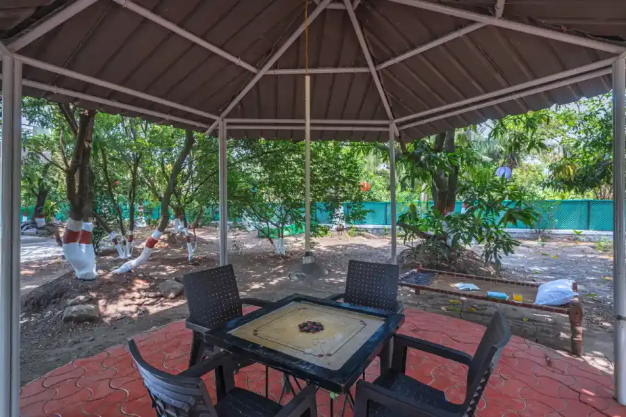 Serene Retreat (Glass Room), Alibaug