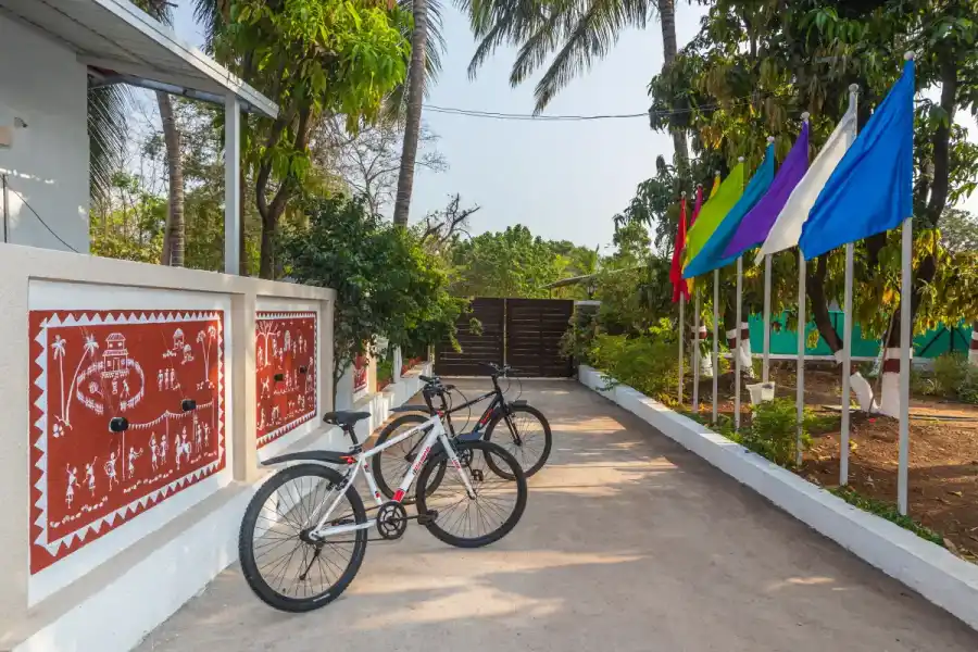 Serene Retreat (Glass Room), Alibaug