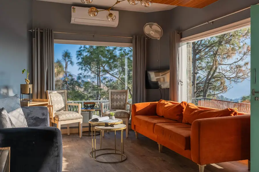 Serene Villa w/ Outdoor Bonfire, Kasauli