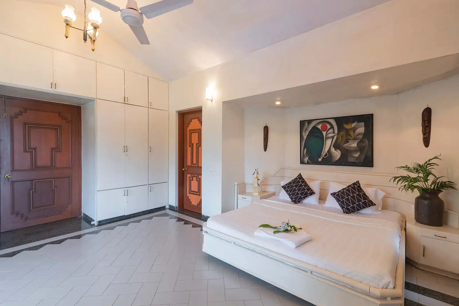 Shantam House, Lonavala