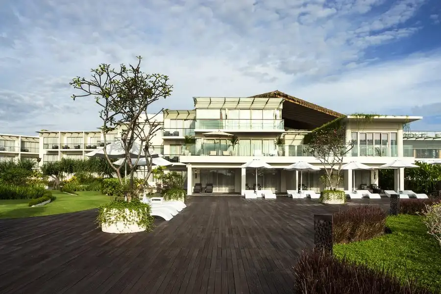 Sheraton Bali Kuta Resort Facade